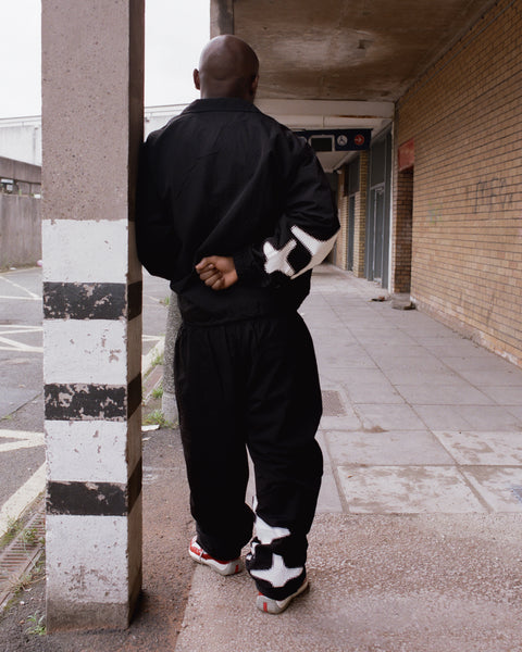 BLACK HALFTONE STA TRACK TOP