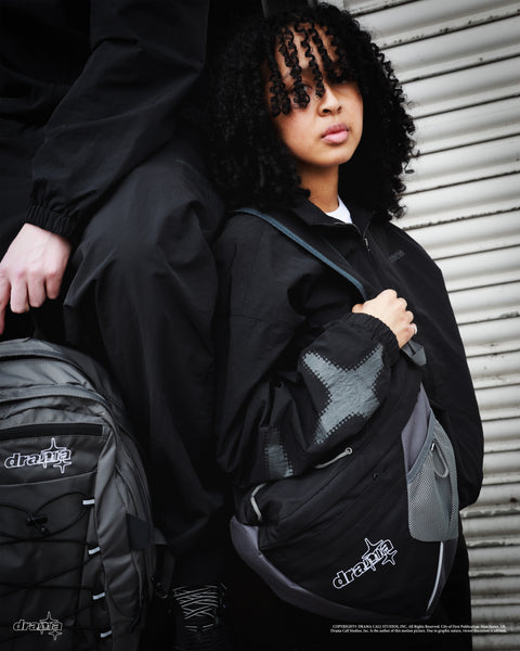 BLACK HALFTONE STA TRACK TOP