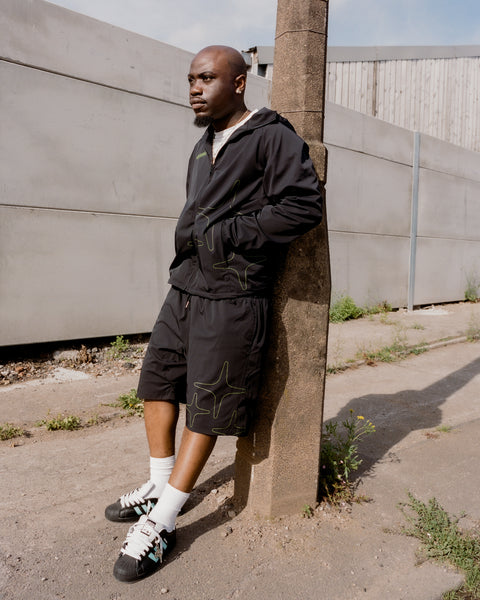 LIGHTWEIGHT NYLON SHORTS (BLACK N GREEN)