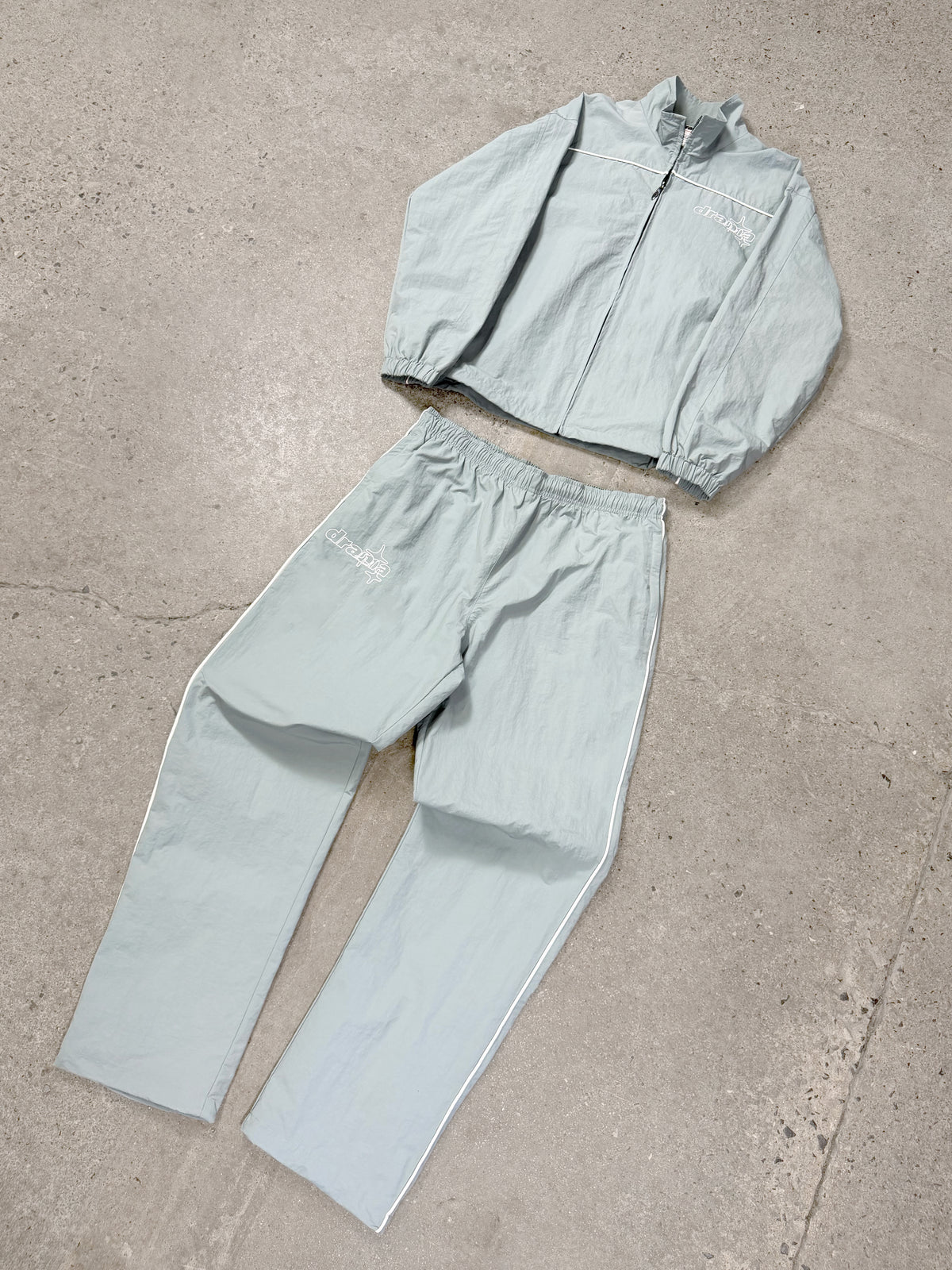 CLOUD BLUE LINE-STA TRACK TOP - New