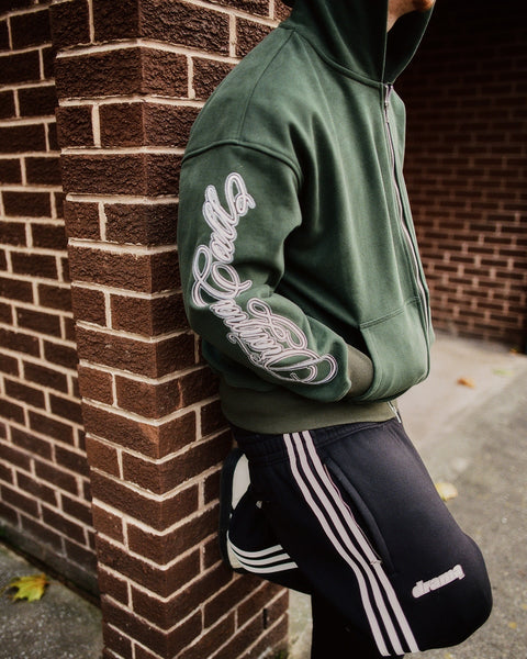 ARM SCRIBBLE ZIP UP HOOD (BOTTLE GREEN)